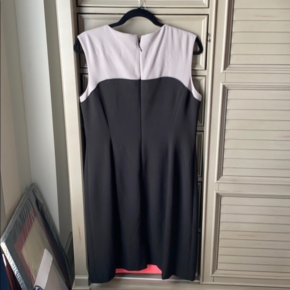 Tahari sleeveless dress blk/pink/grey sz12 - Picture 2 of 2